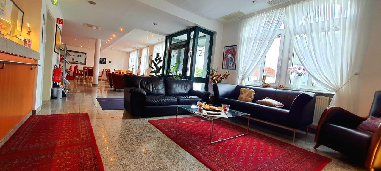 Hotel Deutscher Hof MHG Kültér fotó