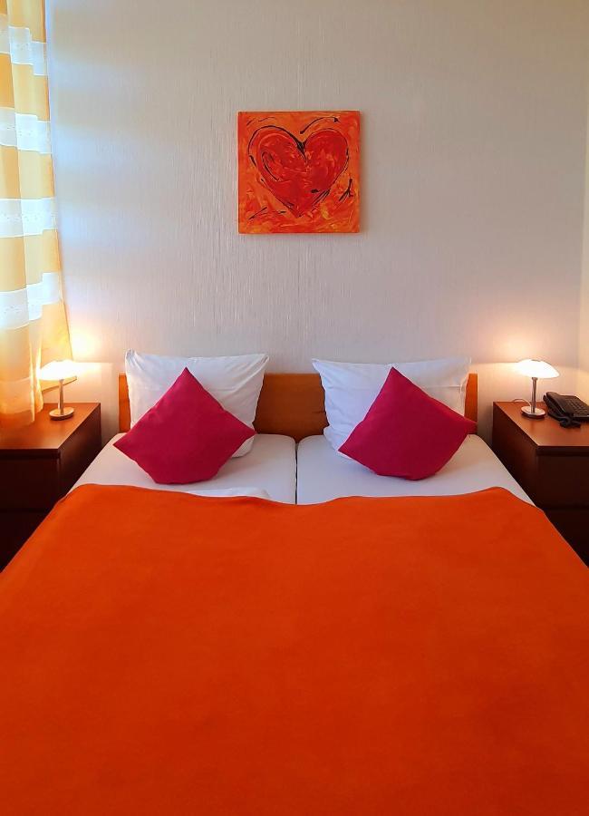Hotel Deutscher Hof MHG Kültér fotó